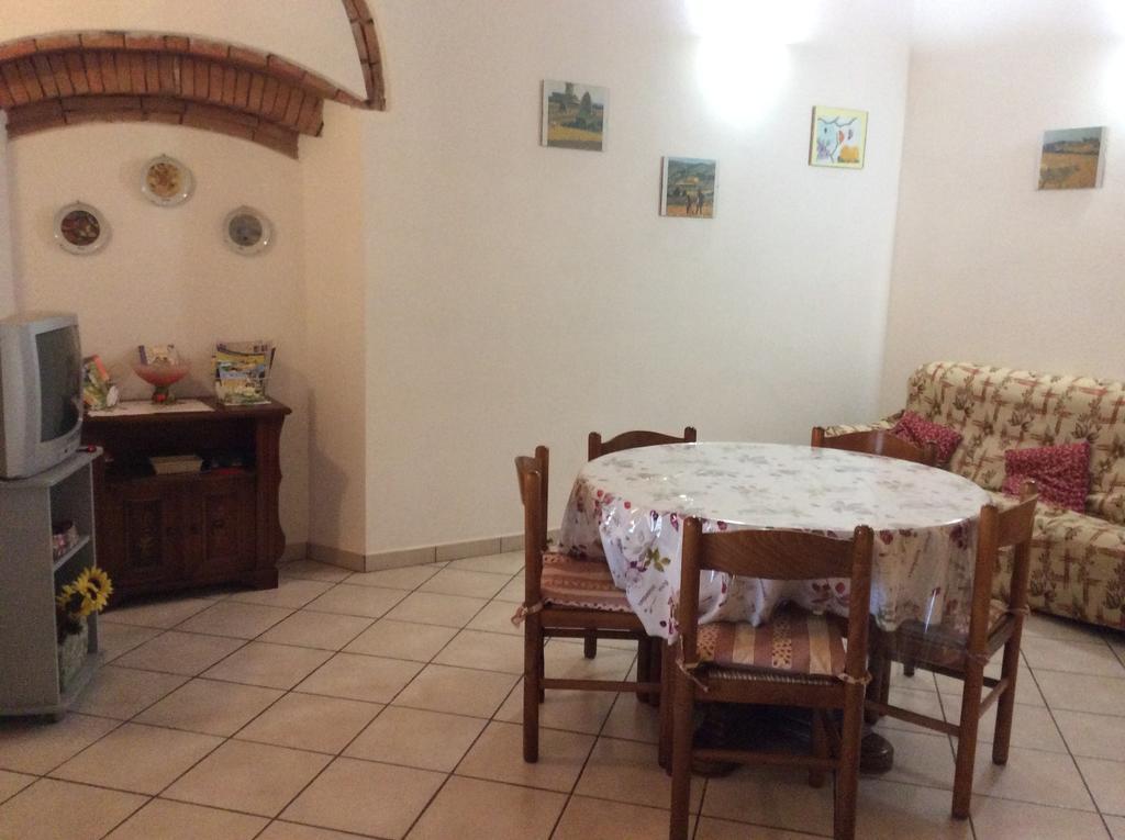 Agriturismo Susanna E Atria Bibbona Quarto foto